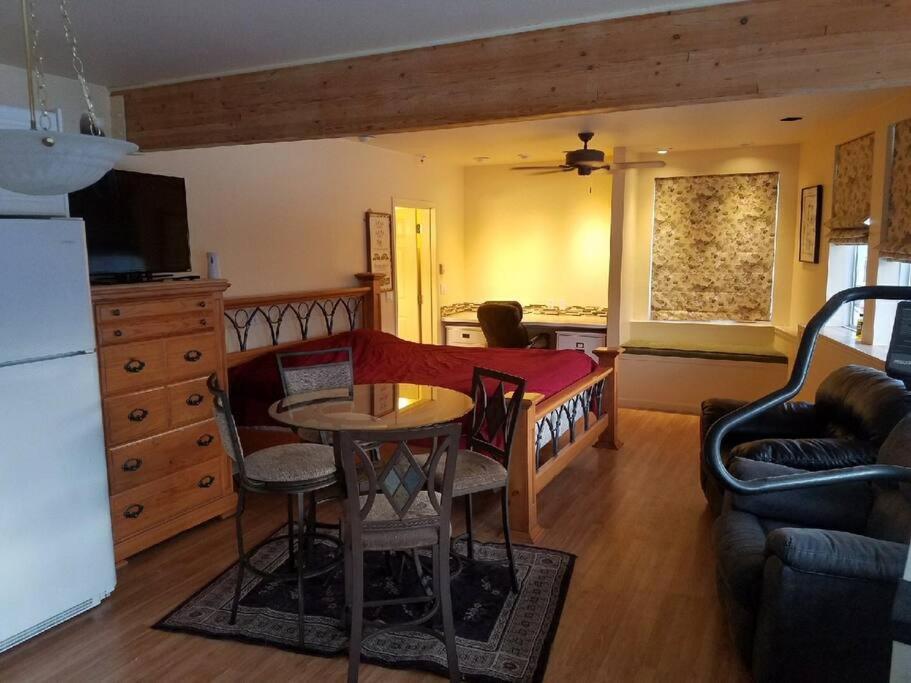 Kelli Creek Cottage - Reduced Price On Tours Juneau Room photo